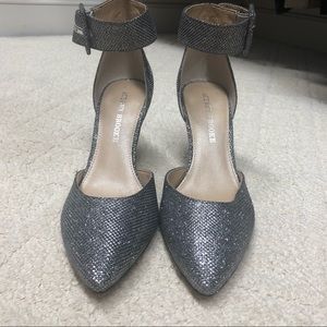Silver pumps